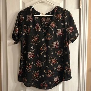 Chiffon cross-cross floral top